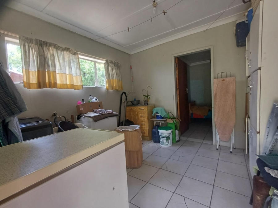 5 Bedroom Property for Sale in Wilkoppies North West